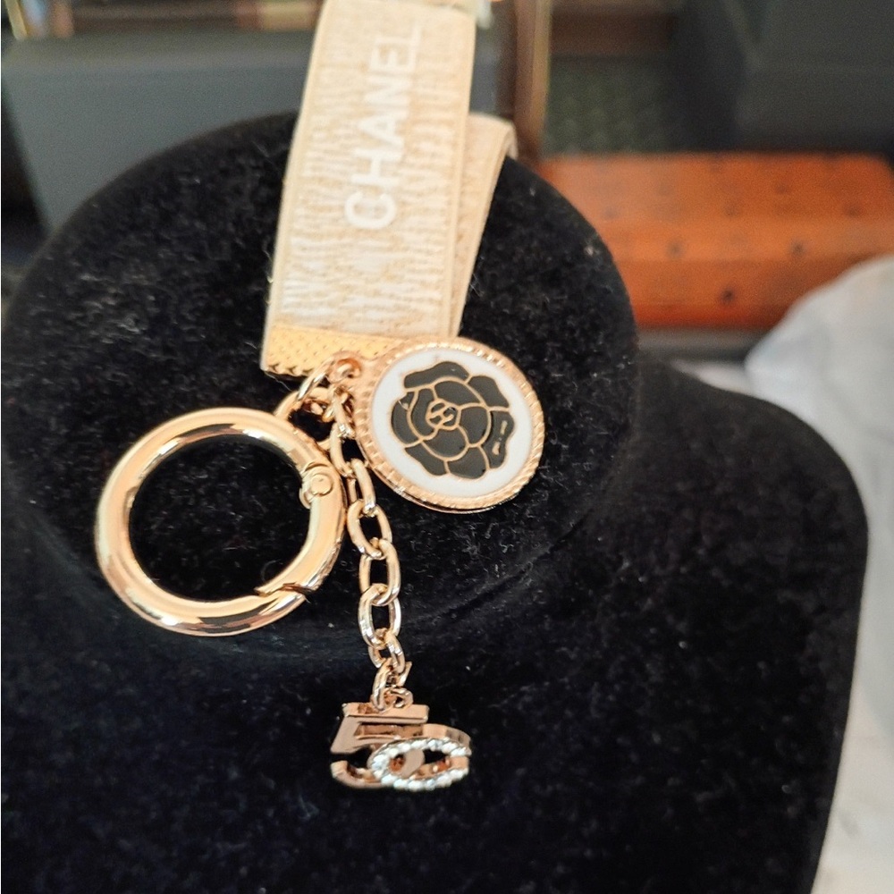 GWP - CHANEL Gold Key Holder with Black Floral Charm